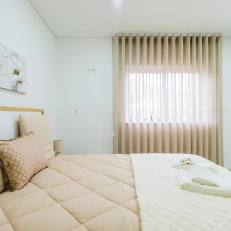 Imperial Apartment 1, 2 E 3 Braga Bagian luar foto