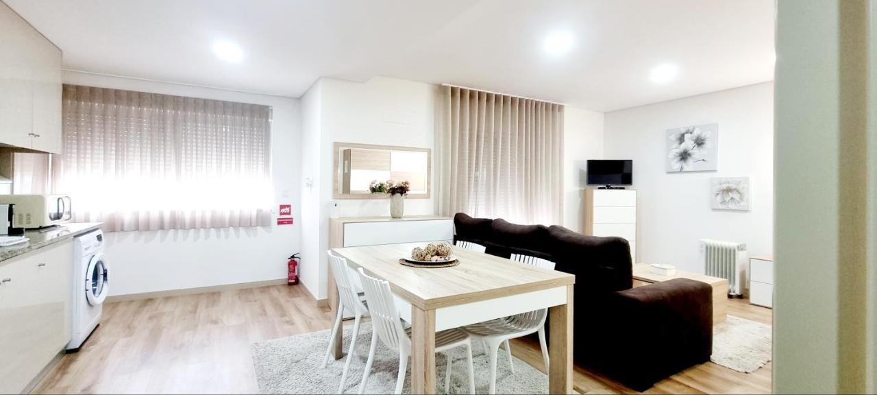 Imperial Apartment 1, 2 E 3 Braga Bagian luar foto