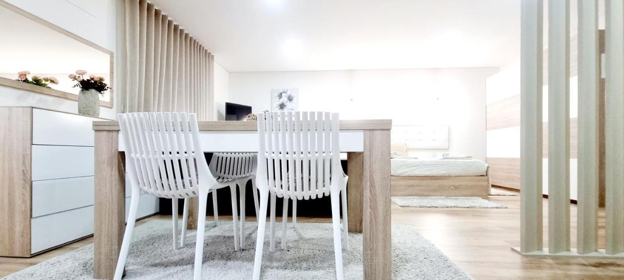 Imperial Apartment 1, 2 E 3 Braga Bagian luar foto