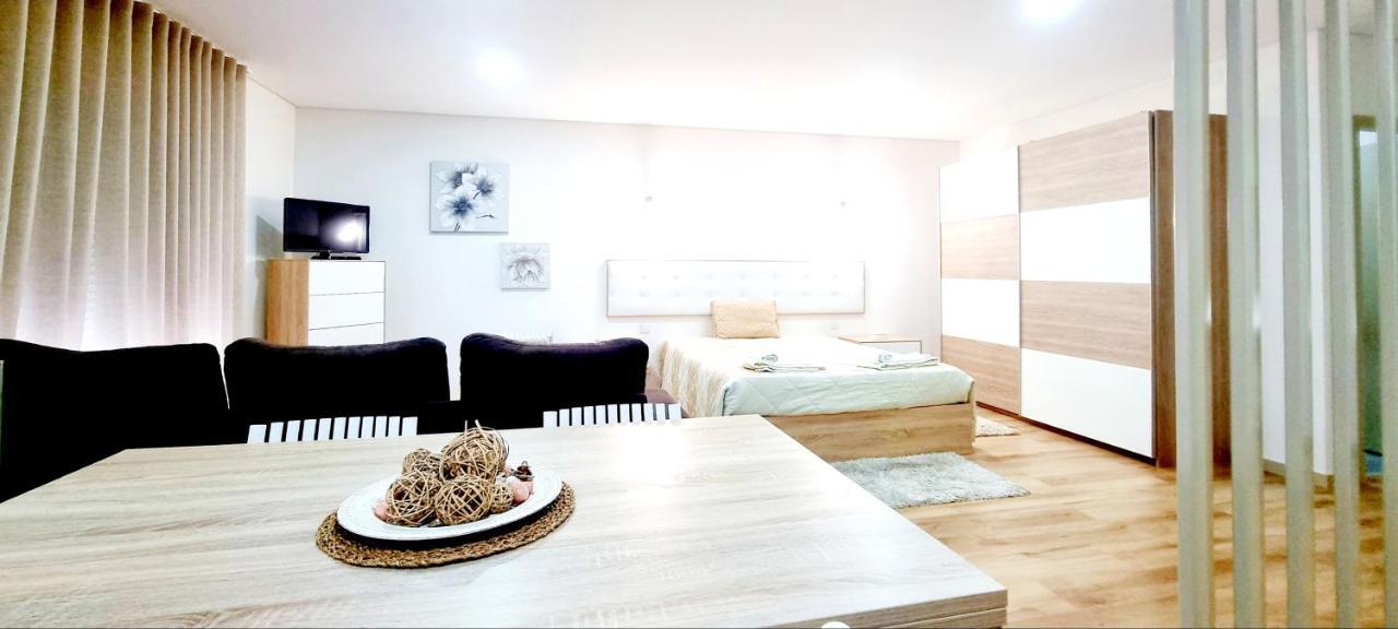 Imperial Apartment 1, 2 E 3 Braga Bagian luar foto