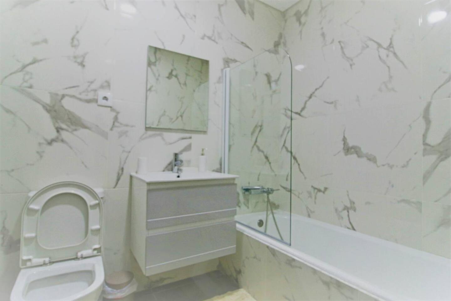 Imperial Apartment 1, 2 E 3 Braga Bagian luar foto